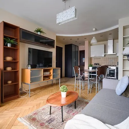 Ac Bath Smart Tv Center *